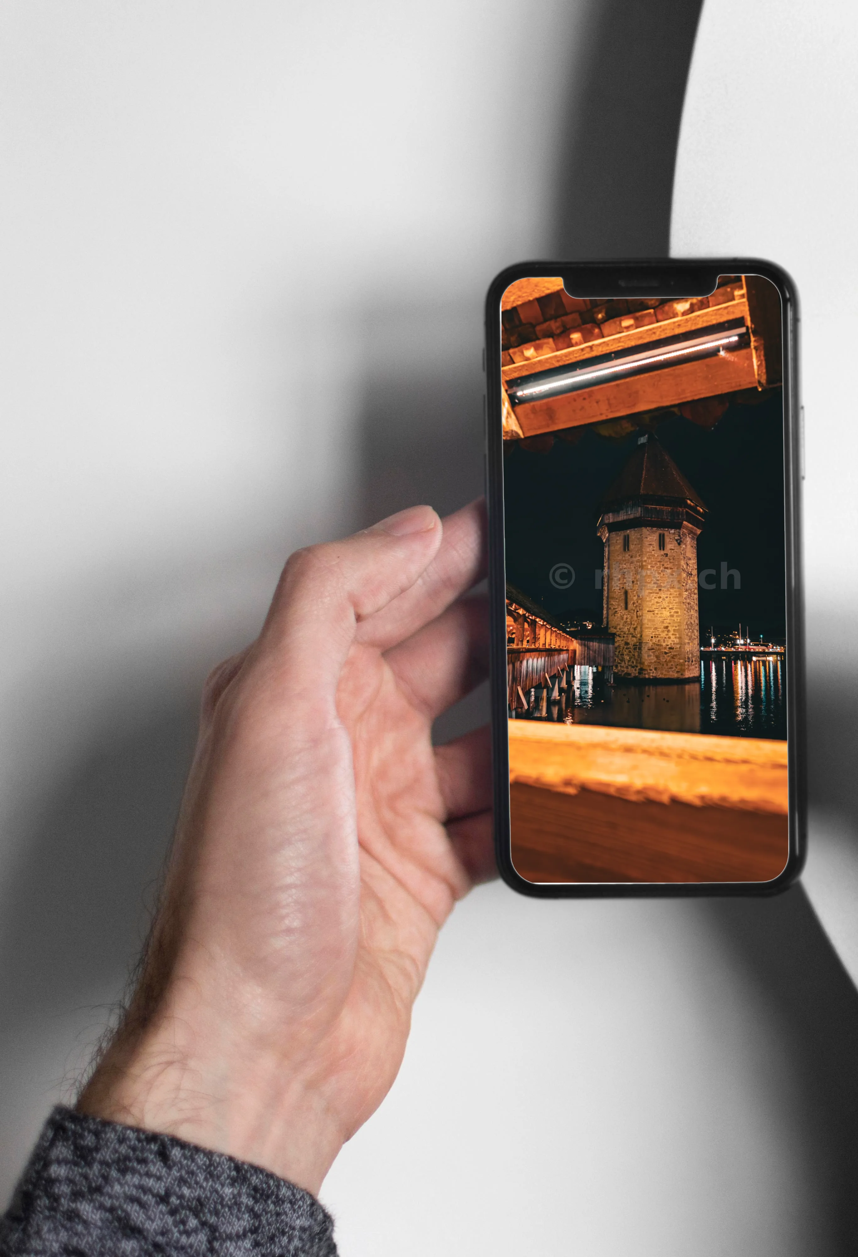 Wasserturm an der Kapellbrücke bei Nacht